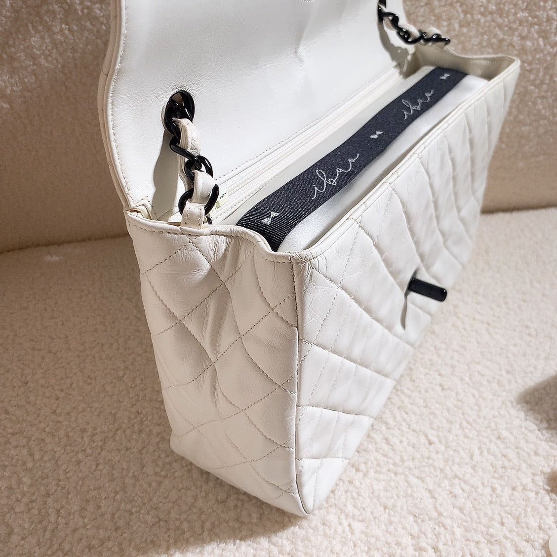 ibao バッグピロー｜シャネル クラシックフラップ ジャンボ 30 専用