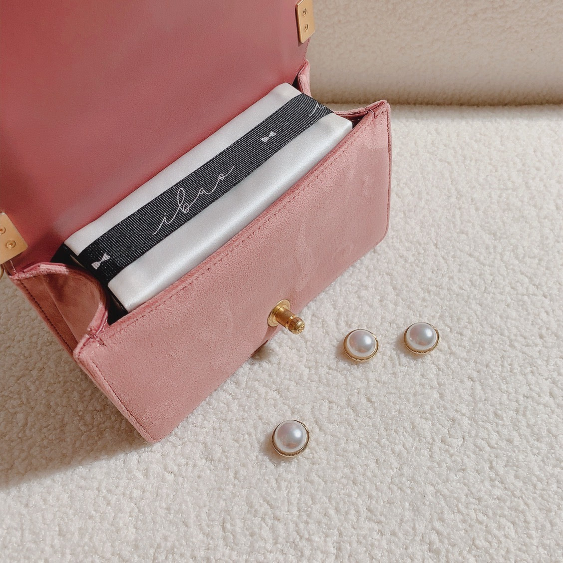 ibao バッグピロー｜シャネル ボーイ 20 専用