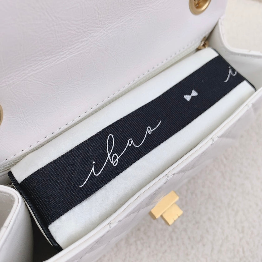 ibao バッグピロー｜シャネル 2.55 リイシュー  224 専用