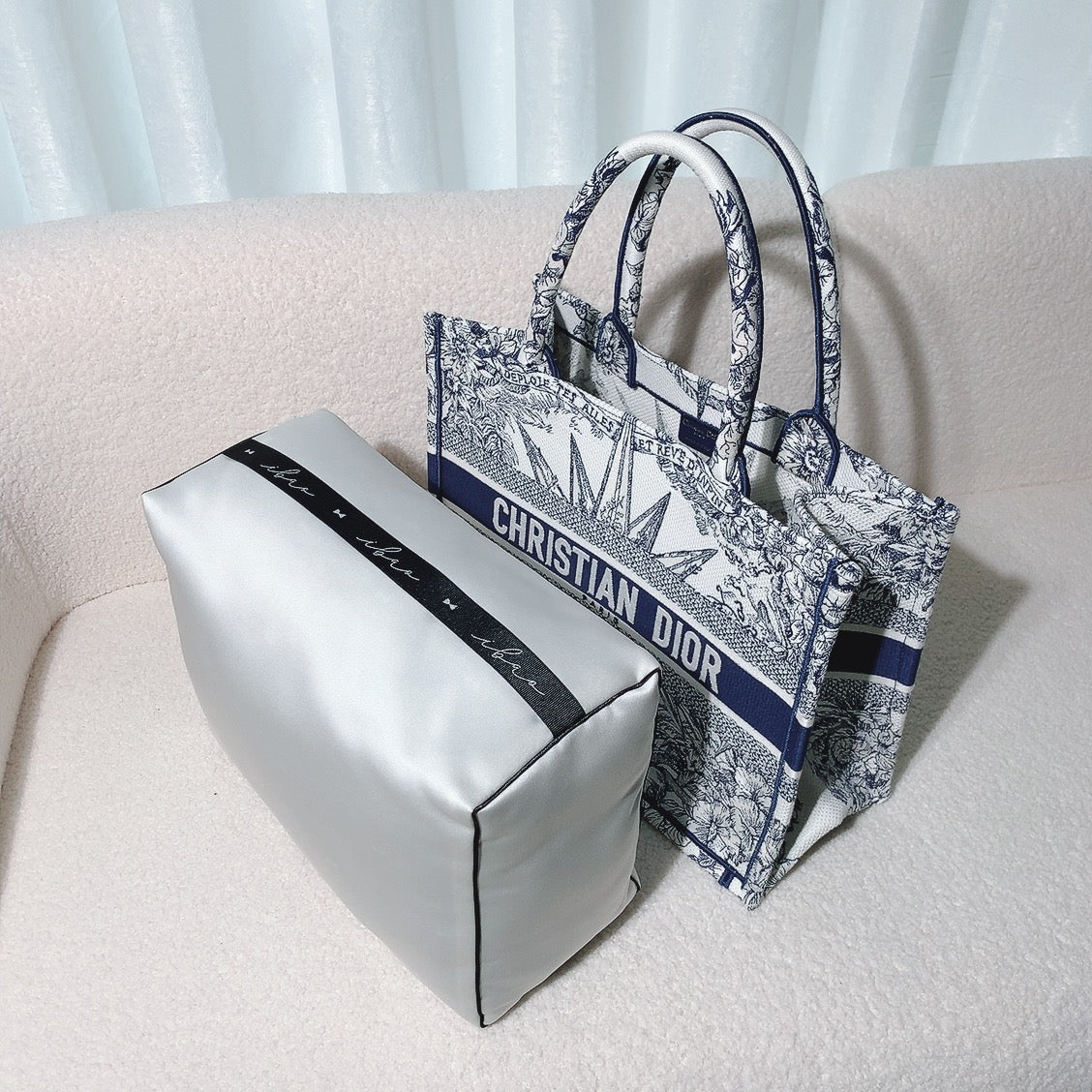 ibao バッグピロー｜ディオール ブック トート ミディアム 専用