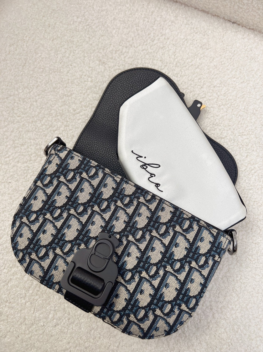 ibao バッグピロー｜ディオール サドル メッセンジャーバッグ 専用