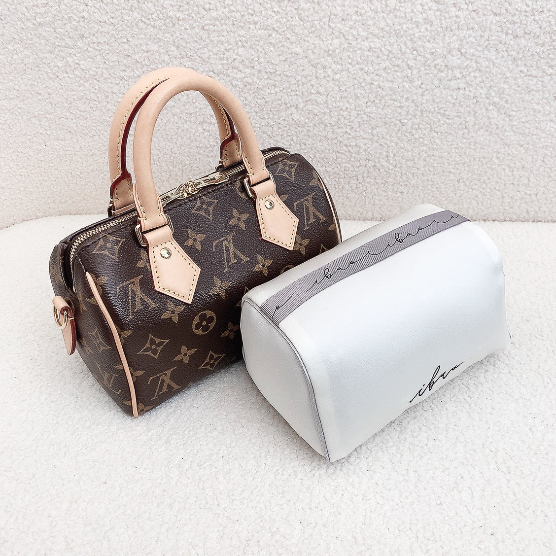 ibao バッグピロー｜ルイ･ヴィトン スピーディー 20 専用